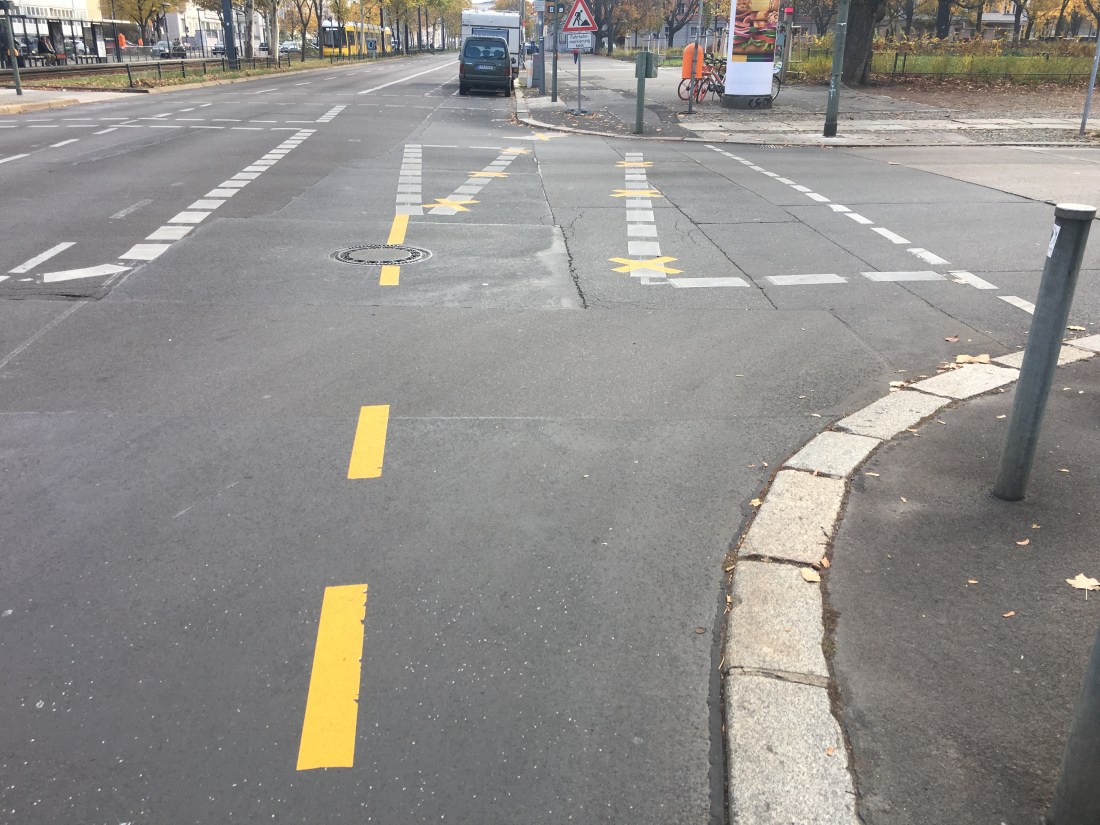 F0B6CAB8-B716-446C-8488-624A78051910