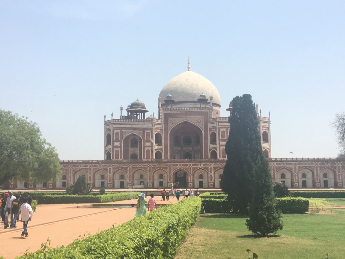 3699E4B3-2B07-45AF-BED0-D83A83BFFB48