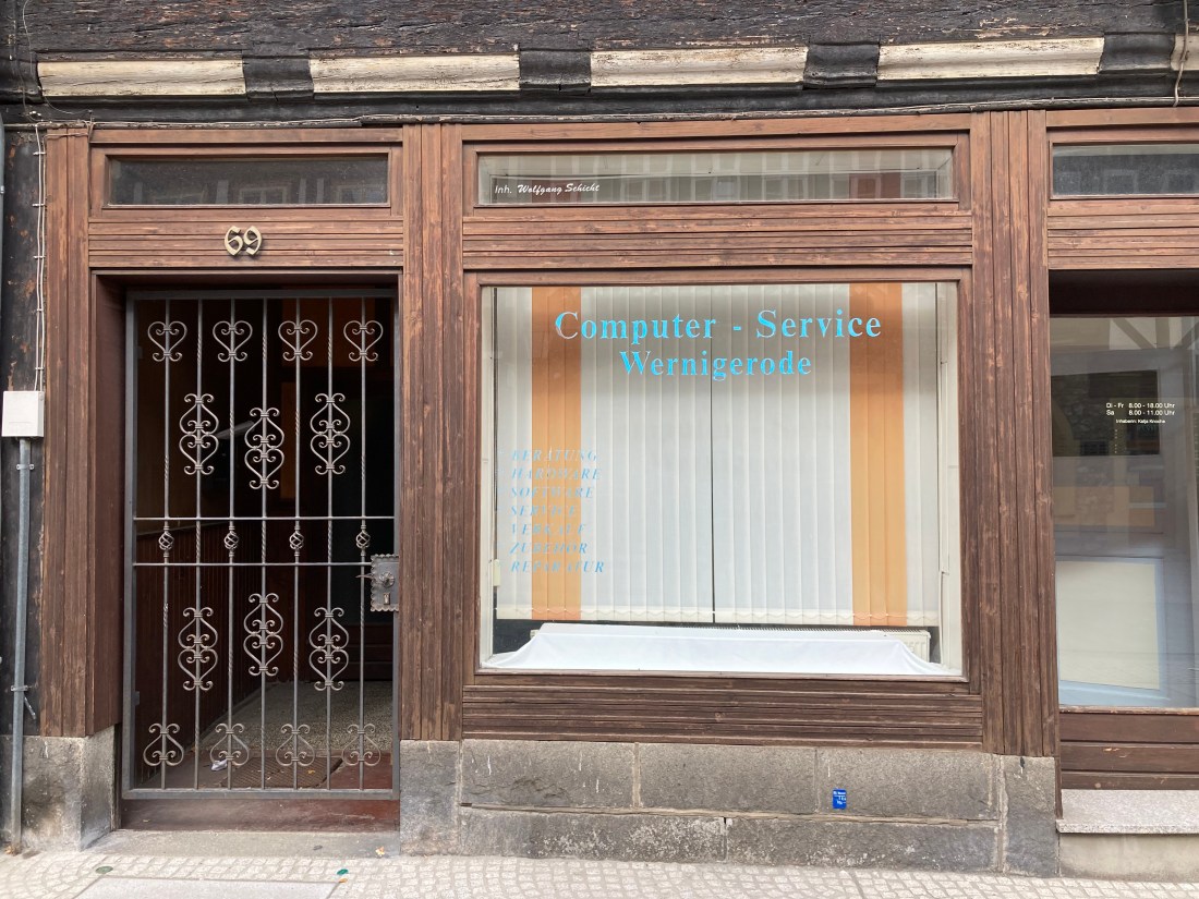 52ABC92E-3399-4D07-BE29-E9891EDEB9D7