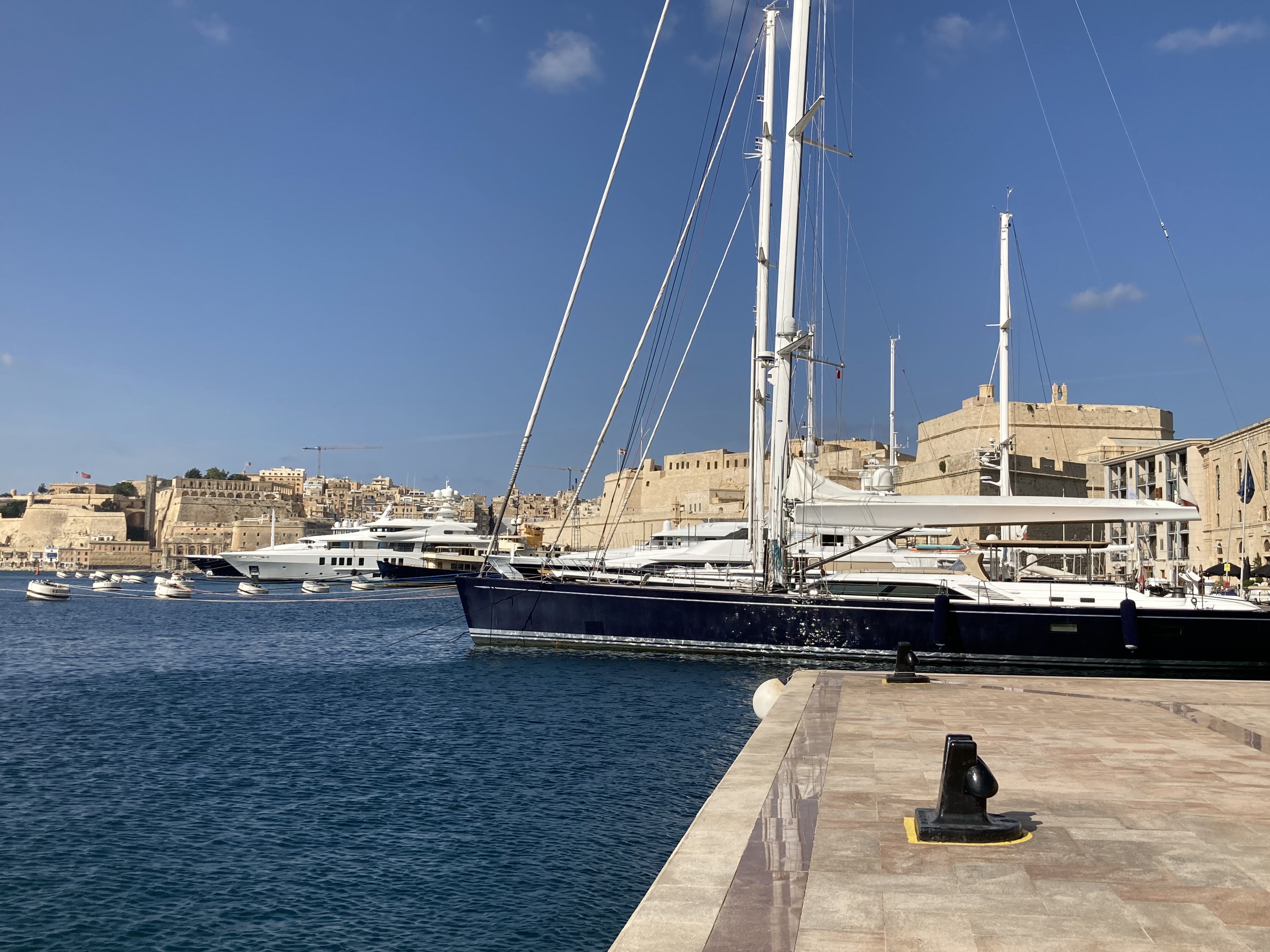 6B07ECFE-A4AA-4D95-A283-CC21083C966F