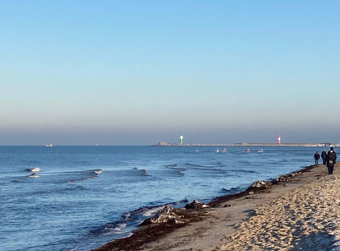 FA100350-06DC-4DBE-B527-88A2DEF37881