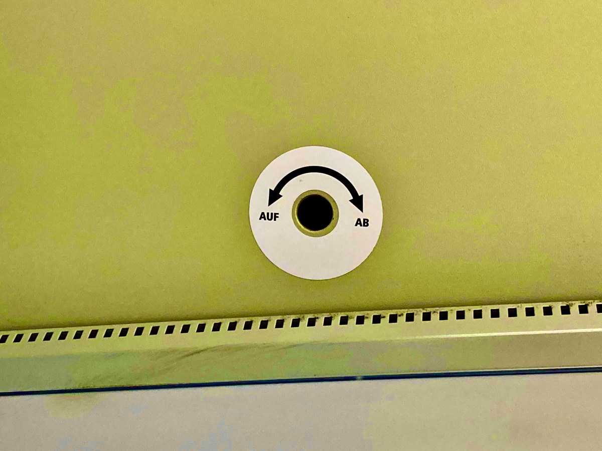 81) Thumbs ab … auf … app …&nbsp;up