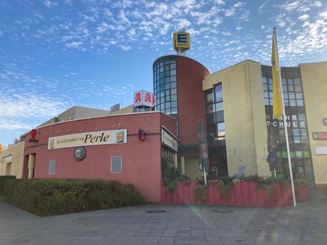 00EE0D7F-4088-48FB-8EDD-E13CE095A784