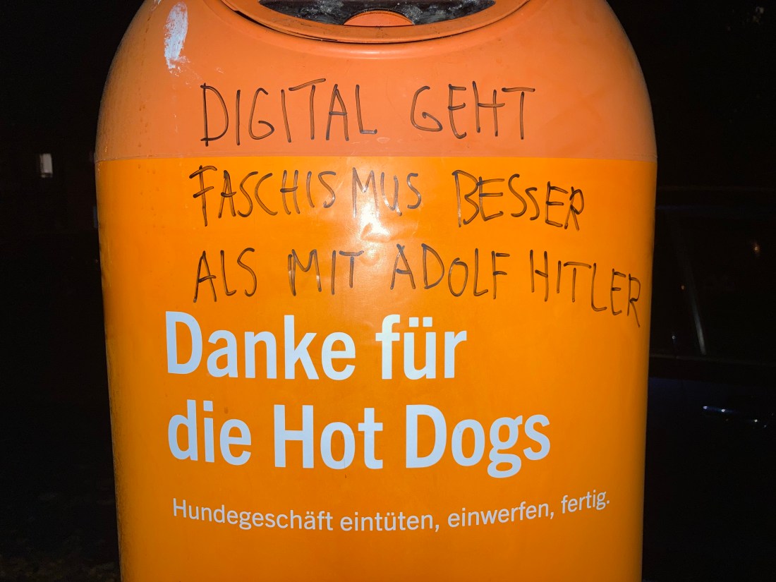 50D3627E-5951-4082-8F8C-012D658CE63C