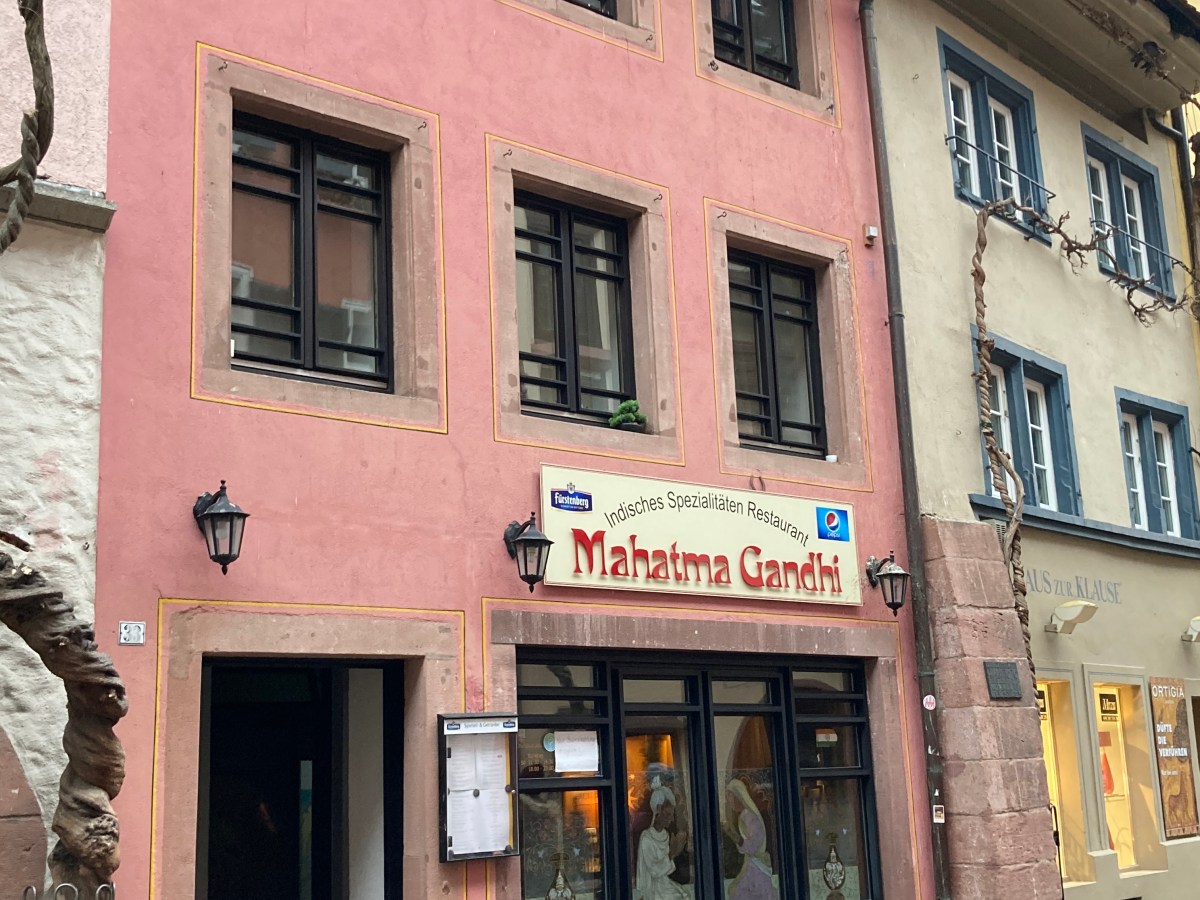 80) Postkarte aus Saarbrücken und&nbsp;Freiburg