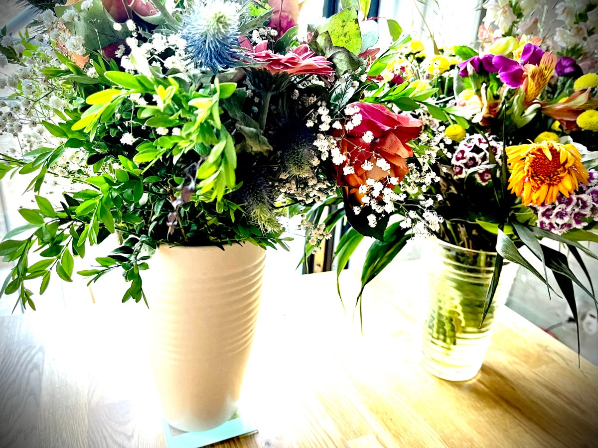 96) Blumenvasen-Domino zum Dinner (mit&nbsp;Kotzegeruch)